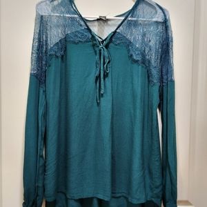 Teal laced shoulder top